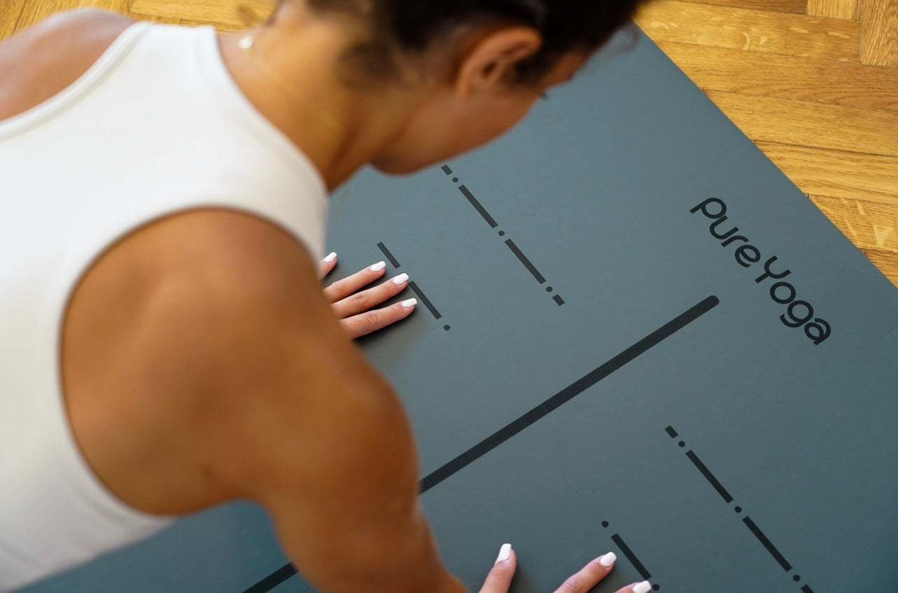 Yogamatte PU Grau mit Hilfslinien (183 cm x 68 cm x 0,4 cm)